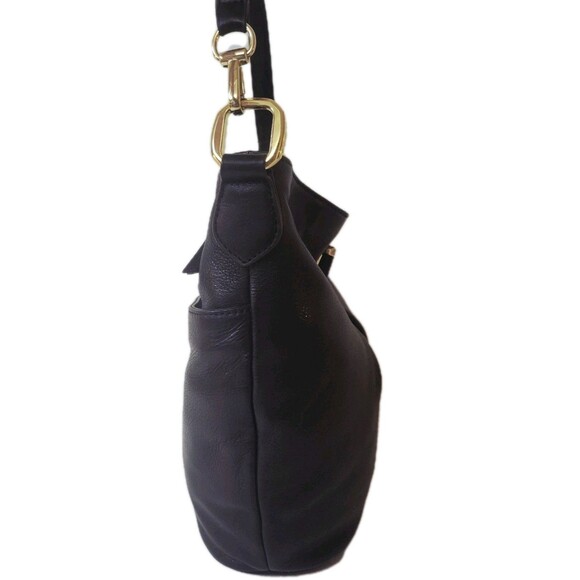 B. Makowsky Black Leather Crossbody Bag Gold Tone Hardware - Picture 6 of 10
